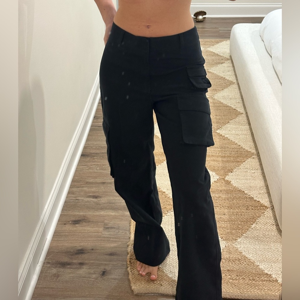 Aritzia tna black cargo pants